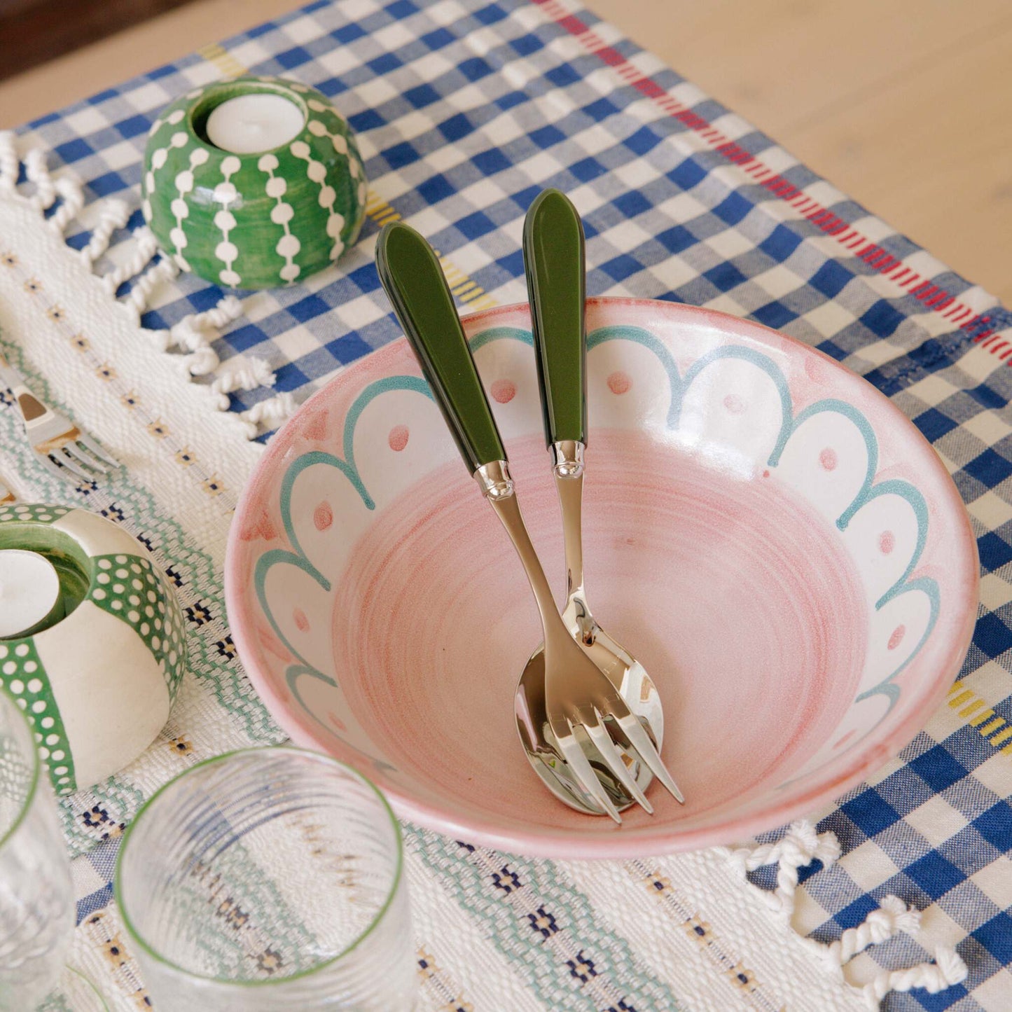 Scallop Small Serving Bowl Pink