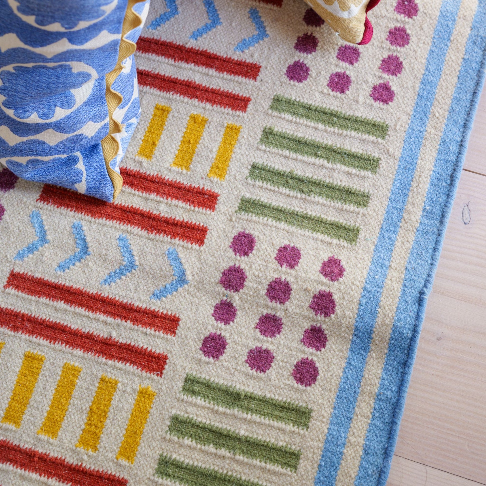 arrow rug multicoloured