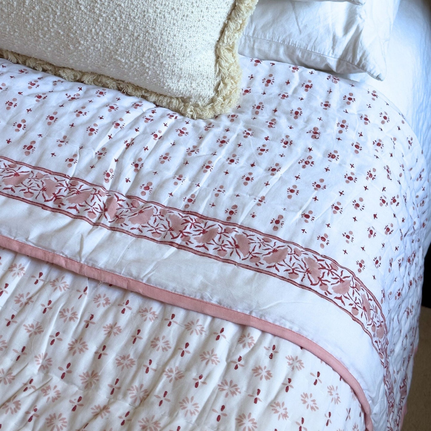 King/Double Clavel Pink Red Quilt - PRE ORDER