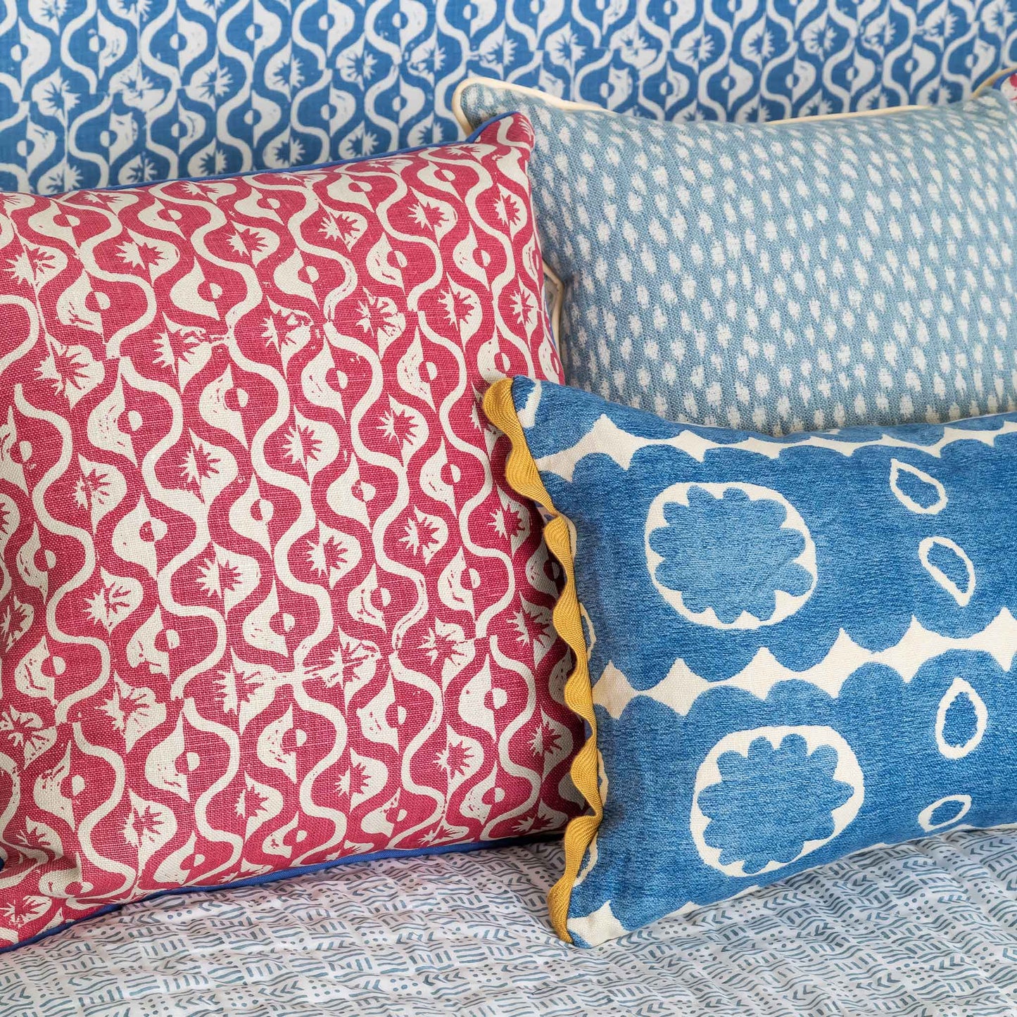 Small Medallion Square Cushion Berry